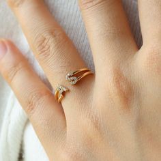 As Ring Design, Gold Ring With Initials, A Ring Letter, Engagement Rings With Initials, Silver Ring For Girlfriend, E Ring Letter, Gold Couple Rings Design Unique, Letter A Jewelry, Gold Unique Rings