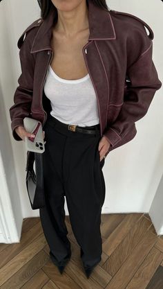 Burgundy Leather Jacket Outfit, Burgundy Jacket Outfit, High Waisted Pants Work, Fall Business Casual Outfits, Aesthetic Overalls Outfit, Burgundy Leather Jacket, Business Casual Fall, Italy Outfits, Business Casual Outfits For Women