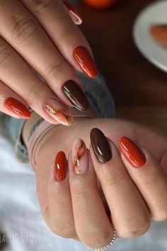 #fallnails #autumnnails #nailart #naildesigns #nailinspiration #nailsofinstagram #nailsoftheday #nailswag #nailgoals #nailtrends #nailfashion #nailaddict #naillove #nailstagram #nailspiration #nailsonfleek #nailstyle #nailpolish #nailobsessed #nailcommunity #nailjunkie #nailenvy #nailgamestrong #nailsonpoint #nailsofig #nailsoftheweek #nailsofthefall #nailsofautumn #nailsofseason #nailsoftheholidays #nailsofthedayfall Nails Acrylic Autumn Colors, Gel Nail Designs Autumn 2024, Nail Autumn Design, Fall Vibe Nails, Red Fall Nails Ideas, Nail Fall 2024, Simple But Elegant Nails, Nails Autumn 2024, Autumn Nail Designs 2024