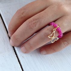 Fuchsia Pink Quartz Stretch Ring with 24k Gold by PiscesAndFishes Adjustable Agate Open Ring Jewelry, Adjustable Agate Open Ring, Adjustable Pink Stackable Crystal Ring, Handmade Adjustable Pink Crystal Ring, Adjustable Beaded Crystal Ring, Beaded Rings For Jewelry Making, Handmade Adjustable Butterfly Ring, Adjustable Beaded Open Ring, Beaded Toe Ring Jewelry As Gift