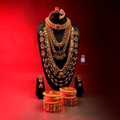 Jewellery On Navari Saree, Maharashtrian Bridal Jewellery, Hindu Bridal Jewellery, Marathi Bridal Jewellery, Maharashtrian Traditional Jewellery, Peshwai Jwellary, Traditional Marathi Jwellery, Nauvari Jewellery, Marathi Jewellery Traditional