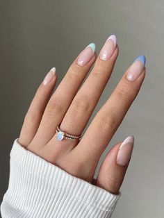 50 French Tip Nails Manicure to Try in 2023 - The Trend Spotter Lakaran Fesyen, French Acrylic Nails, Acrylic Nails Coffin Short, Tapeta Pro Iphone