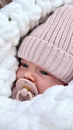 Babies Pics, Dream Future, Cutie Pie, Baby Ideas, Baby Fever, Baby Pictures, Stroller, Baby Strollers, Pie