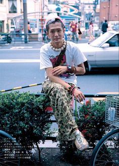 1997 Fashion, Tofu Pudding, Harajuku 90s, Jet Set Radio, Fruits Magazine, Magazine Japanese, Japan Fashion Street, Harajuku Fashion Street, Tokyo Street Style