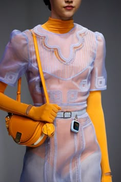 All the Beautiful Bags From Fendi’s Spring 2021 Runway Show - PurseBlog Design Moda, Mode Inspo, Looks Vintage, Milan Fashion Week, Costume Design, Couture Fashion, Runway Fashion