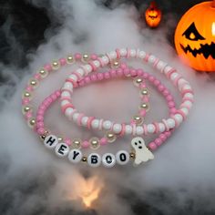 Hey Boo Ghost Beaded Bracelet  Please select your size and style before checkout  ☆ 𝙲𝙰𝚁𝙴 ☆ To maintain the quality of your SimplyjustKnotted piece,  -avoid direct contact with perfumes, lotions, and other chemicals  -remove when bathing, showering, swimming and sleeping  ☆𝚀𝚄𝙴𝚂𝚃𝙸𝙾𝙽𝚂☆ If you have any questions, please feel free to send me a message. I want you to love your pieces as much as I love making them❤️ Have fun picking out your favorite piece! ☆𝚂𝙸𝚉𝙴𝚂☆ Standard (non-specified) size will be 6.5 inches  6"kids/tween 6.5" standard woman 7" 7.5" me 8" standard men ☆Children Sizes☆ 4-5 Yrs- 5.75 inches 6-7 Yrs- 6 inches 8-9 Yrs- 6.25 inches 10-11 Yrs-6.5 inches 12-14 Yrs 6.75 inches Ghost Bead Bracelet, Pink Halloween Bracelet, Beaded Halloween Jewelry, Halloween Beaded Bracelet, Bracelets Kandi, Halloween Beaded Jewelry, Diy Kandi Bracelets, Holiday Bracelets