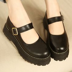 Sepatu Platform, Fashion Preppy, Sweet Clothes, Dr Shoes, Kawaii Shoes, Mid Heel Shoes, Platform Mary Janes, Shoes Vintage, Aesthetic Shoes