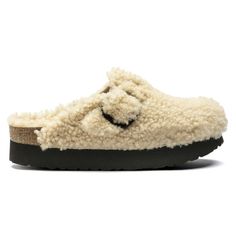 An evolution in the classic Boston clog. Here, Papillio presents the clog with a trendy platform sole. The bevel results in maximum walking comfort. This version features warm, genuine shearling padding in a Teddy style and a big, elegant pin buckle to round off this bold, but super cozy look. The upper is made from Teddy style genuine shearling with a microfiber lining.  Anatomically shaped cork-latex footbed Upper: genuine shearling with microfiber lining Footbed lining: genuine shearling Sole: EVA Heel type: platform; height: 25 mm Details: strap with an individually adjustable metal pin buckle Made in Portugal Boston Big Buckle, Teddy Style, Birkenstock Styles, Round Off, Boston Clog, Birkenstock Boston, Metal Pins, Egg Shells, Heel Type