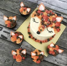 there are cupcakes that have been made to look like foxes