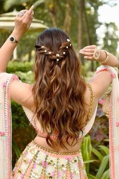 Lehenga Hairstyles, Indian Wedding Hairstyles, Open Hairstyles, Indian Bridal Hairstyles