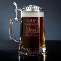 a beer mug with the words best man on it