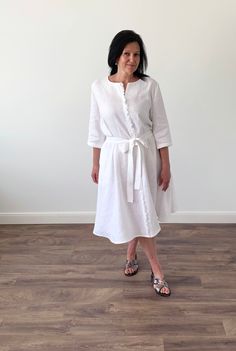 Extra loose white linen dress with pockets and belt, Linen dress with 3/4 sleeves very loose and suitable for maternity, MaTuTu Linen Style Daywear Linen Dress With 3/4 Sleeves, Linen Dress With 3/4 Sleeves For Daywear, Linen Beach Dress With 3/4 Sleeves, White Linen Blouse, White Linen Dress, White Clothes, White Linen Dresses, Summer Linen Dresses, Linen Tunic