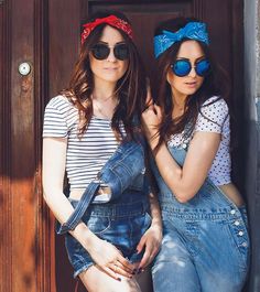 How To Wear A Bandana In 4 Different Styles Bandana Hairstyles Short, Sneaker Trend, Jeans Overall, Estilo Punk, Hair Photo