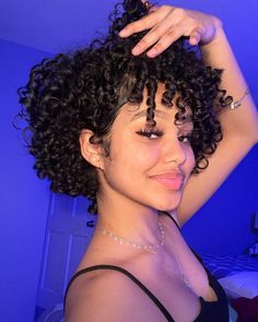 Curly Hair Beauty, Curly Hair Photos, Curly Hair With Bangs, Curly Hair Care