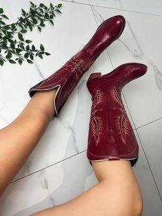 Cowboy Western Boots Burgundy Red - Etsy Mexico Mid-calf Boots For Rodeo, Fitted Mid-calf Moto Boots For Fall, Winter Rodeo Mid-calf Boots, Mid-calf Boots For Rodeo In Winter, Western Knee-high Heeled Boots For Rodeo, Western Style Knee-high Heeled Boots For Rodeo, Red Heeled Boots For Rodeo, Winter Wide Calf Heeled Boots For Rodeo, Wide Calf Mid-calf Heeled Boots For Rodeo