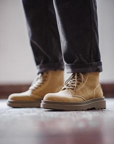 Get ready to step up your game with our American Retro Maillard Mid-Top Versatile Men's Work Boot. These boots aren't just about style – they're your ticket to comfort and durability, no matter where your day takes you. 👞 Unmatched Style: With a retro design in classic brown, these boots add a touch of vintage flair to any outfit. Make a fashion statement that stands out. 👣 All-Day Comfort: Featuring a medium heel and mid-tube height, these boots offer the perfect blend of style and comfort. S Casual Combat Boots With Goodyear Welt, Casual Lace-up Boots With Steel Toe, Casual Steel Toe Lace-up Desert Boots, Brown Slip-resistant Boots For Streetwear, Winter Slip-resistant Boots With Round Toe, Slip-resistant Winter Boots With Round Toe, Casual Steel Toe Chukka Ankle Boots, Casual Steel Toe Chukka Boots, Streetwear Boots With Cushioned Footbed And Round Toe