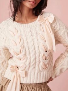 Beige knitted sweater - Wapas Neck Ribbon, Bow Sweater, Neck Bow, Bow Collar, Chic Sweaters, Cozy Chic, Effortless Chic, Sleeves Pattern, Cropped Sweater