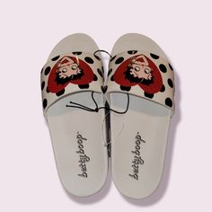 Nwt Betty Boop Womens Size 8 White Slides White Slides, Slides Women, Betty Boop, Women's Shoes Sandals, Shoes Sandals, Slides, Color White, Womens Sizes, Women Shoes