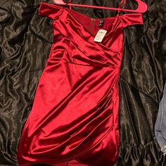 Brand New With Tags Red Satin Mini Dress For Party Season, Red Satin Mini Dress For Homecoming, Windsor Dresses Homecoming, Magenta Prom Dress, Cream Prom Dress, Satin Cowl Neck Dress, White And Silver Dress, Satin Mermaid Dress, Blue Ball Gowns