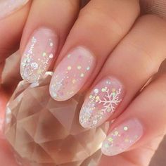 Pin by Chelsie DeLong on Beautiful NAILS Cute christmas nails, Winter nails acrylic, Festive Simple Christmas Nails, Nail Art Noel, Holiday Nails Winter, Snowflake Nail Art, Festive Nail Art, Valentine Nails, Winter Nails Acrylic, Christmas Nails Easy, Cute Christmas Nails