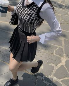 Birthday Outfit Inspiration Casual, Presentable Outfits Casual, Korean Girl School Outfits, Smart Skirt Outfit, Skater Skirt Outfit Aesthetic, Korean Outfits Fall, Tower Of Fantasy Lin, Blue Sweater Dress Outfit, Library Outfits Aesthetic