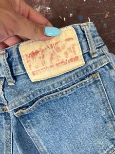 Super soft vintage denim, fits Women's size 25/26 best Denim Fits, Bongo Jeans, Fits Women, Womens Jeans, Vintage Jeans, Vintage Denim, Women Jeans, Womens Sizes, Bathing Beauties