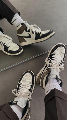 Custom Jordan 1, Jordan 1 Dark Mocha, Jordan 1 Mocha, Custom Jordan, Custom Jordans, Jordan Shoes Girls, All Nike Shoes, Fresh Shoes, Hype Shoes