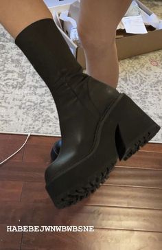 Kawaii Shoes, Kinds Of Shoes, Chunky Boots