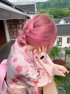 Lavender Pink Hair, Lavender And Blonde Hair, Aesthetic Sakura, Girl With Pink Hair, Inspiration Tattoos, Pretty Hair Color, Haircut And Color, Hair Colours