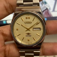 It's Vintage 1980's Citizen 8200. It's in Very Good used condition. Movement :  Caliber :  8200 Movement :  Mechanical (Automatic). Year of manufacture : March of 1975 Externals : Serial number : 536069. Glass : Acrylic. No scratches.   Case Size : Approximate Width-36.1mm. Lug Width : 18mm. Band : Stainless Steel.   This watch does not come with the box and instruction manual. The watch itself will be delivered. Condition  : Used, it runs well. We confirm all of our watches work properly for 24 Citizen Watch, We Watch, Japanese Men, Wristwatch Men, Wrist Watches, Wrist Watch, Jewelry Watches, Electronic Accessories, Purses And Bags