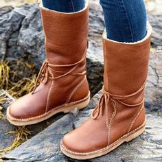 Category:Boots; Upper Materials:PU; Season:Winter,Fall; Heel Type:Chunky Heel; Gender:Women's; Toe Shape:Round Toe; Type:Fleece Lined,Mid Calf Boots; Style:Minimalism,Casual; Heel Height(inch):<1; Outsole Materials:Rubber; Occasion:Outdoor,Daily; Closure Type:Zipper; Pattern:Solid Color; Listing Date:09/13/2023; Production mode:External procurement; 2023 Trends:Lace Up Boots,Plus Size,Snow Boots; Foot Length:null; Foot Width:null; Size chart date source:Provided by Supplier. Chunky Heel Boots, Chunky Heels Boots, Boho Stil, Outdoor Wear, Heel Boots, Mid Calf Boots, Trendy Fashion Women, Winter Casual, Chunky Heel