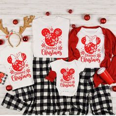 Disney Christmas Minnie And Mickey Family Matching T Shirt Shutterfly Christmas Cards, Matching Christmas Sweaters, Disney Merry Christmas, Merry Christmas Family, Disney Christmas Shirts, Personalized Christmas Ornaments Family, Christmas Disney, Family Christmas Ornaments, Family Shirts Matching