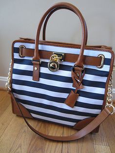 Michael Kors Hamilton Navy Blue White Stripe Large NS Tote Bag handbag- new wish list item!! Mode Shoes, Cheap Handbags, Coach Outlet