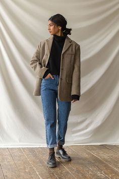 Work Outfits Ideas, Elegante Casual, Wool Blend Jacket, Casual Office, Casual Work Outfits, Look Vintage, Looks Style