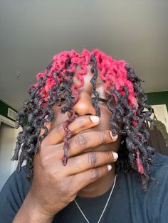 Pink Locs Men, Pink Dreads Men, Pink And Black Dreads, Red And Blonde Dreads, Y2k Dreadheads, Blonde And Pink Locs, Pink And Black Locs, Dread Color Ideas Locs