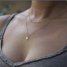 This Delicate Minimalist Dual Chain Necklace Is Very Pretty And Great With Any Outfit Or For Any Occasion Available In Gold Color Or Silver Color While Supplies Last! Simple Silver Necklaces For Layering, Women Choker Necklace, Heart Choker Necklace, Choker Designs, Womens Chokers, Heart Choker, Star Pendant Necklace, Butterfly Pendant Necklace, Triangle Pendant