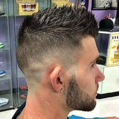 Discover 20 Short Haircuts for Men That Will Turn Heads Everywhere! From stylish short hairstyles for men to sharp mens haircuts straight hair, this collection has it all. Explore mens wavy haircuts and find the perfect look for your wavy hair. Whether you prefer mens medium length hairstyles or trendy mens hairstyles medium, you\'ll find inspiration here. Don’t forget about mens hairstyles thick hair that add volume and flair. Get ready to elevate your style game and make a statement! Modern Mens Haircuts, Emo Hairstyles For Guys, Mens Modern Hairstyles, Long Hairstyles For Men, Hair Guys