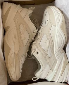 White Sneakers Nike aesthetic M2k tekno blanche Cute Sneakers, Aesthetic Shoes, Swag Shoes, Pretty Shoes, Dream Shoes