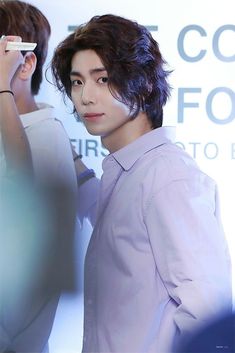 Hwiyoung Sf9, Hair Inspiration Short, Best Boyfriend, Long Hair Styles Men, Haircuts For Men, Mens Hairstyles, Hair Inspiration