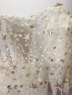 Diy Prom Dress, Diy Prom, Tulle Embroidery, Lace Diy, Lace Evening Gowns, Fabric Diy, Embroidered Lace Fabric, Bridal Fabric, Garment Fabric