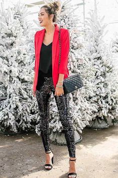 Christmas Outfits For Women Casual, Cute Christmas Outfits For Women Casual, Christmas Outfits Plus Size, Cute Christmas Outfits For Women, Christmas Day Outfits, Christmas Fashion Outfits, Holiday Outfit Ideas, Christmas Outfit Ideas, Womens Winter Fashion Outfits