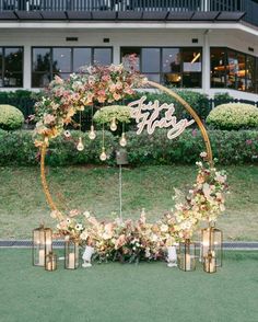 20 Wonderful Wedding Backdrop Ideas Outdoor Wedding Backdrops, Reception Backdrop, Wedding Reception Backdrop, Wedding Backdrop Design, Wedding Backdrop Decorations, Wedding Ceremony Backdrop, Wedding Decor Style, Engagement Decorations, Wedding Stage Decorations