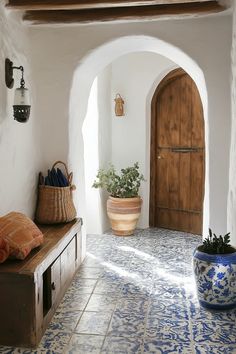 First Impressions Count: Ibiza Style Spanish Hallways That Wow - Edward George South American House, Spanish Mission Style, Clay Block, Mediterranean Boho, Wabi Sabi Japandi, Hampton Style Home