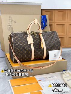 Adaptable Bags - VL Bags - 1061 A+ Excellent Quality copies; Contact us if you've any questions in your mind. Louis Vuitton Bag, Contact Us, Paper Bag, Louis Vuitton, Things To Come