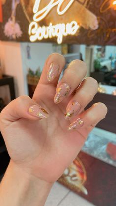 Acrylic Nails Almond Shape, Gold Acrylic Nails, Purple Nail Polish, Simple Acrylic Nails, Almond Acrylic Nails, Super Nails, Birthday Nails