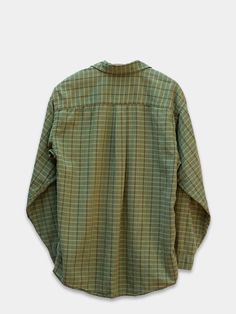 A lightweight organic cotton button down shirt by Patagonia. ✨ Patagonia says this is a Men's size Medium, but we say gender sizing is out. Fit is slightly oversized, boxy. Patagonia Style Mens, Green Cotton Outdoor Shirt, Green Cotton Shirt For Outdoor, Green Relaxed Fit Cotton Flannel Shirt, Green Cotton Flannel Shirt With Relaxed Fit, Green Relaxed Fit Button-up Flannel Shirt, Cotton Camp Shirt With Relaxed Fit For Outdoor, Relaxed Fit Cotton Camp Shirt For Outdoor, Oversized Cotton Flannel Shirt