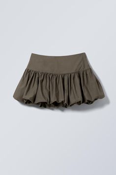 balloon mini skirt - Dark Mole | Weekday WW Dark Mole, Balloon Skirt, Pleated Skirt Short, Kid Fashion, Bubble Skirt, Sewing Skirts, Skirt Socks, Linen Clothes, College Outfits