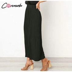 Pleated Black Pants For Fall, High-waisted Black Pleated Pants, Black Pleated Pants For Fall, High Waist Black Pleated Pants, Casual Full Length Pleated Pants, Black Pleated Straight-leg Pants, Black Pleated Full-length Bottoms, Black Straight-leg Pleated Pants, Black Pleated Straight Leg Pants