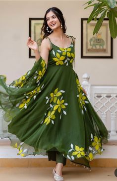 Green Colour Dress, Painting And Embroidery, Simple Indian Suits, Dress Designs For Stitching, Frocks And Gowns, Kurtis Design