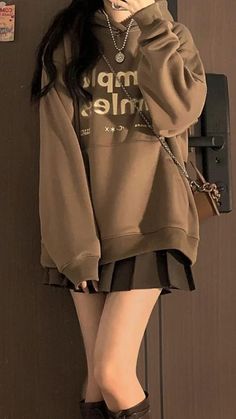 #prettyclothing #dailystyle Hayley Core Aesthetic, Cute Korean Outfits, Tomboy Style Outfits, Pointe Shoes, Korean Girl Fashion, Mode Inspo, Kpop Fashion Outfits